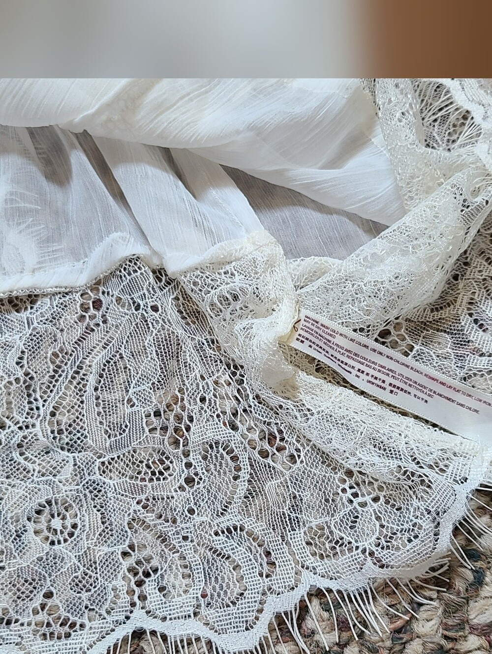 Intimately Free People Lace Tiered Offwhite Cami Top Medium - Picture 9 of 12